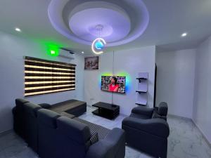 3 bedroom Flat & Apartment Short let Ajao Estate Isolo Lagos