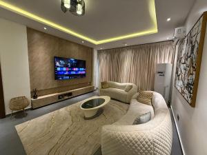 3 bedroom Flat & Apartment Short let Ikoyi Lagos 3 bedroom Flat & Apartment Short let Ikoyi Lagos