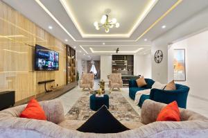 3 bedroom Flat & Apartment Short let Oniru Victoria Island Lagos