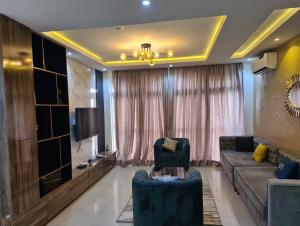3 bedroom Flat & Apartment Short let Osapa Lekki Lagos