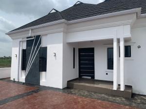 3 bedroom Detached Bungalow For Sale Whitecourt Estate Mowe Ogun area 