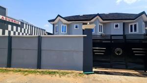 3 bedroom Terraced Duplex For Sale Ikolaba Gra. Ibadan Oyo