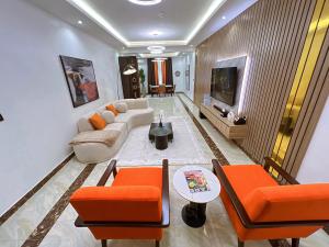 3 bedroom Flat & Apartment Short let Jahi Abuja Phase 2  3 bedroom Flat & Apartment Short let Jahi Abuja Phase 2
