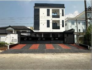 3 bedroom Flat & Apartment For Sale Lekki Phase 1 Lagos