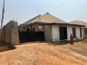 2 bedroom Block Of Flats For Sale Olonde, Ologuneru Ibadan Oyo