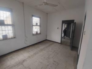 3 bedroom Block Of Flats For Rent Alagomeji Yaba Lagos 3 bedroom Block Of Flats For Rent Alagomeji Yaba Lagos