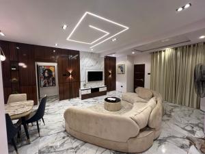 3 bedroom Block Of Flats For Rent Alagomeji Yaba Lagos 3 bedroom Block Of Flats For Rent Alagomeji Yaba Lagos