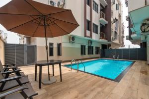 3 bedroom Block Of Flats For Rent Lekki Phase1 Lagos. Lekki Phase 1 Lagos