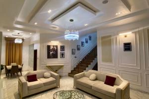 4 bedroom Block Of Flats Short let Ikate Elegushi Lekki Lagos