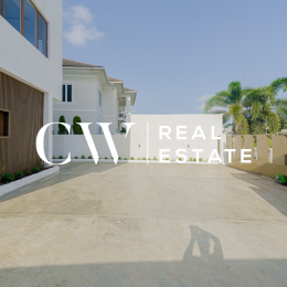 4 bedroom Detached Duplex For Sale Lekki Lagos