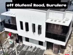 4 bedroom Semi detached Duplex For Sale Olufemi Road Ogunlana Surulere Lagos