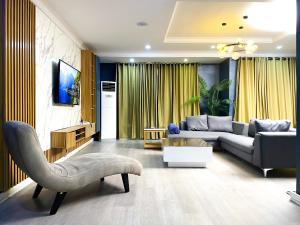 4 bedroom Duplex Short let Ikeja GRA Lagos