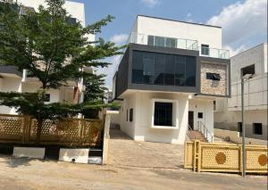 4 bedroom Duplex For Sale Guzape Abuja Phase 1  4 bedroom Duplex For Sale Guzape Abuja Phase 1
