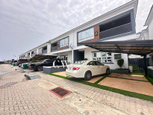 4 bedroom Semi detached Duplex For Rent Lekki Lagos