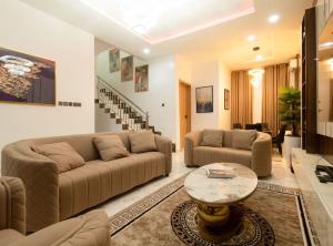 4 bedroom Flat & Apartment Short let Orchid Lekki Lagos 4 bedroom Flat & Apartment Short let Orchid Lekki Lagos