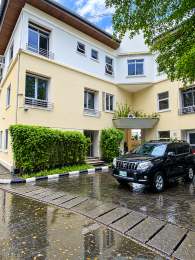 4 bedroom Terraced Duplex For Rent Estate Off Admiralty Way Lekki Phase 1 Lagos