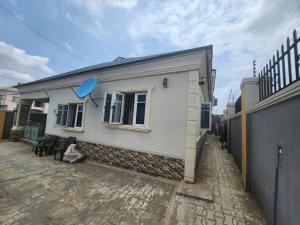 4 bedroom Bungalow For Sale Moberi Idishin Ajinde Via Ire Akari Estate Akala Express Ibadan Oyo