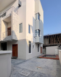 5 bedroom House For Sale Lekki Phase 1 Lagos
