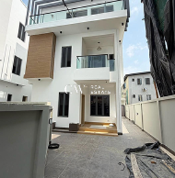 5 bedroom Duplex For Rent Lekki Lagos