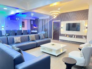5 bedroom Penthouse For Rent Oniru Victoria Island Lagos
