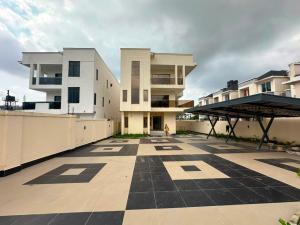6 bedroom Detached Duplex For Sale Guzape / Abuja Guzape Abuja Phase 1 