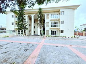 4 bedroom Flat & Apartment For Rent Banana Island Ikoyi Lagos