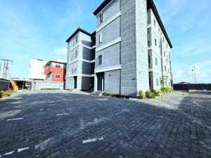 3 bedroom Flat & Apartment For Rent Lekki Right Lekki Phase 1 Lagos