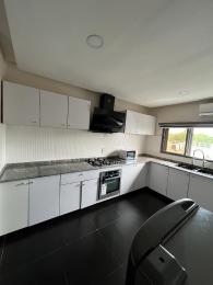 3 bedroom Flat & Apartment For Rent Victoria Island Lagos