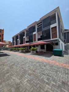 4 bedroom Terraced Duplex For Sale Off Kunsela Road Ikate Elegushi Lekki Lagos