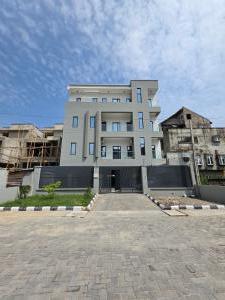 1 bedroom Flat & Apartment For Sale Whitesand School Lekki Phase 1 Lagos