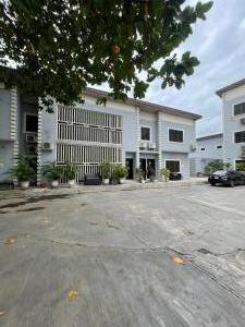 3 bedroom Block Of Flats For Rent Shonny Drive Shonibare Estate Maryland Lagos 3 bedroom Block Of Flats For Rent Shonny Drive Shonibare Estate Maryland Lagos