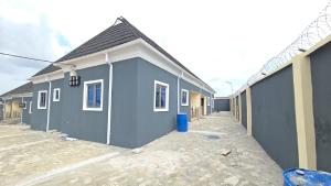 1 bedroom Self Contain For Rent Ile Iya Ata, Ajo Aba Area, Sanyo, Oluyole Lga, Ibadan. Ibadan Oyo