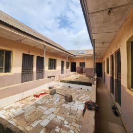 10 bedroom Detached Bungalow For Sale Awotan, Apete Ibadan Polytechnic/University of Ibadan Oyo
