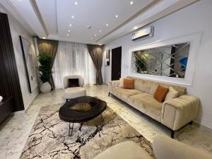 3 bedroom Block Of Flats Short let Anthony Maryland Anthony Village Maryland Lagos 3 bedroom Block Of Flats Short let Anthony Maryland Anthony Village Maryland Lagos
