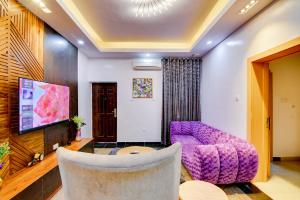 1 bedroom Flat & Apartment Short let Off Palace Road Oniru Victoria Island Lagos