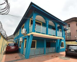 2 bedroom Block Of Flats For Sale Lawanson Surulere Lagos 2 bedroom Block Of Flats For Sale Lawanson Surulere Lagos