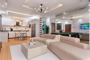 2 bedroom Block Of Flats Short let Ikate Lekki Phase 2 Lagos