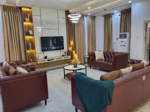 4 bedroom Duplex Short let Allen Avenue Ikeja Lagos