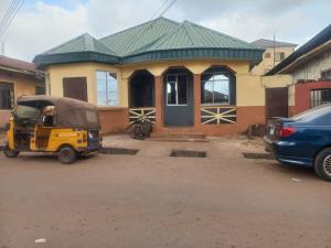 House For Sale Uwani Enugu Area  House For Sale Uwani Enugu Area