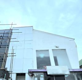 2 bedroom Shop For Rent Lekki Phase 1 Lagos