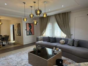5 bedroom Commercial Property For Rent Osapa London Lekki Lagos