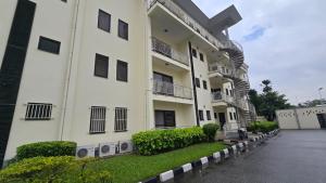 3 bedroom Block Of Flats For Rent Lugard Avenue Old Ikoyi Lagos