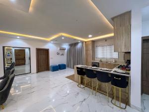 2 bedroom Flat & Apartment Short let Lekki Phase 1 Lagos