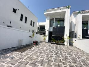 5 bedroom Detached Duplex For Sale Chevron Tollgate Lekki Lagos