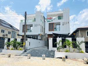 5 bedroom House For Sale Lokoja Kogi 5 bedroom House For Sale Lokoja Kogi