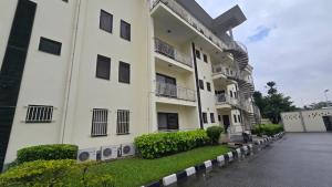 3 bedroom Flat & Apartment For Rent Ikoyi Lagos