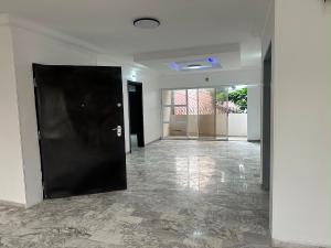 3 bedroom Flat & Apartment For Rent Ikoyi Lagos