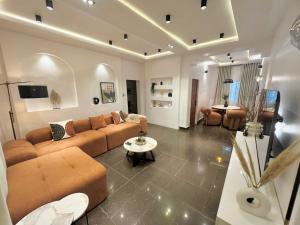 3 bedroom Flat & Apartment Short let Ago Palace Isolo Lagos