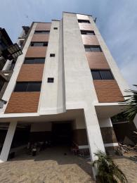 3 bedroom Flat & Apartment For Sale Yaba Lagos
