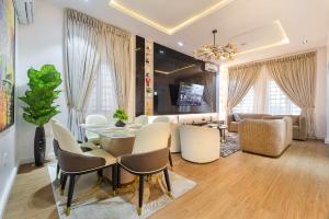 4 bedroom Duplex Short let Ikate Lekki Phase 1 Lagos